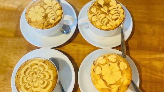 1 hour Egg Coffee Cooking Class with Snack and Local Instructor