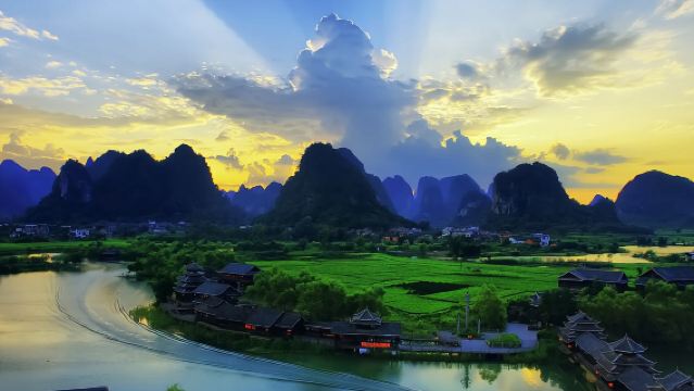 陽朔遇龍河景區+十里畫廊+世外桃源一日遊【人工竹筏漂流可選】