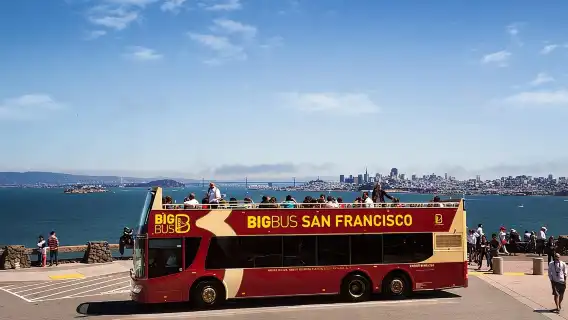 Big Bus SF: Hop-on Hop-off Tour with 17 Stops and Sunset Option