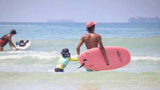 【純玩無二次收費】石梅灣衝浪+專業教練+零基礎可玩+送拍攝+提供防曬泥+防曬服/防寒服