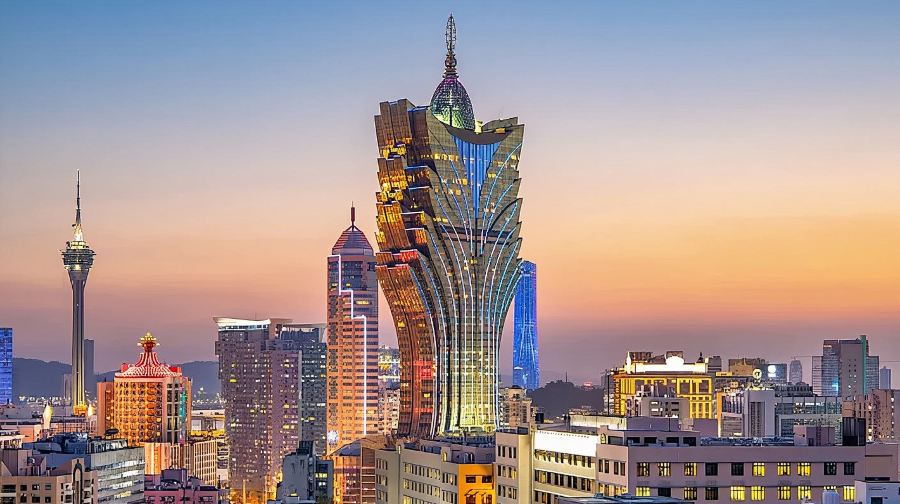 澳門一日遊·深度遊+路環島+發財樹+澳門大學+兩餐+澳門夜景