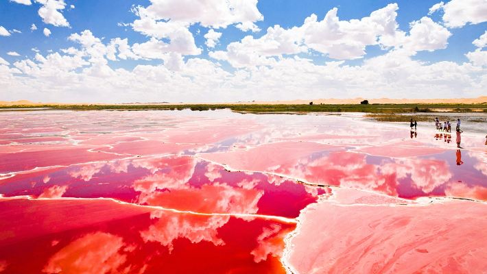 【五湖穿越專線】騰格裡沙漠+烏蘭湖+騰格裡沙漠龍眼翡翠湖一日遊/贈航拍