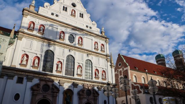 慕尼黑+寧芬堡宮+聖彌額爾教堂+瑪利亞廣場-中文地陪