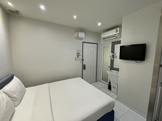 My Hotel Pratunam Room Type - Cubic Double Studio ( no window)