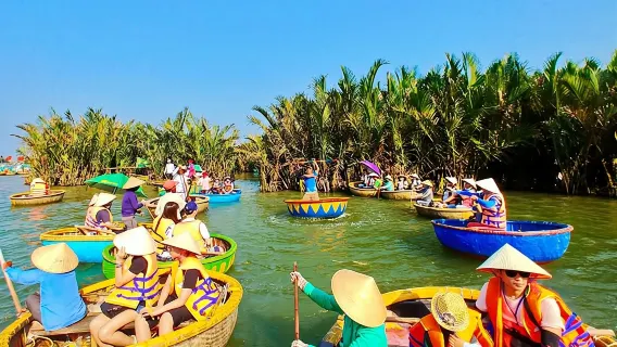 Hoi An Coconut Boat Adventure and Ancient Town Discovery