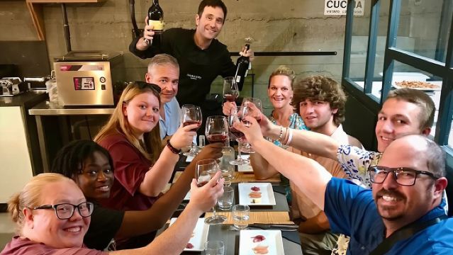 Trastevere Food tour with Free-Flowing Fine Wine, Rome