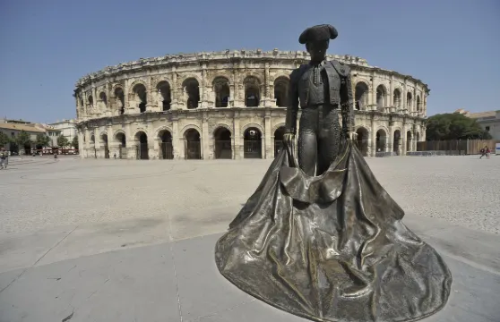 法國羅馬遺跡一日遊【八人精品小團+阿維尼翁來回】