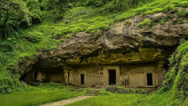 Elephanta Caves & Island Guided Private Tour