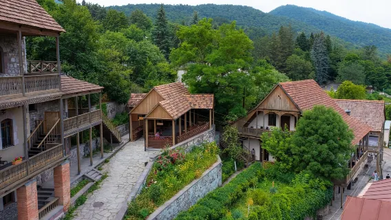 Sevansee, Sevanavank, Tsaghkadzor, Kecharis und Abovyan