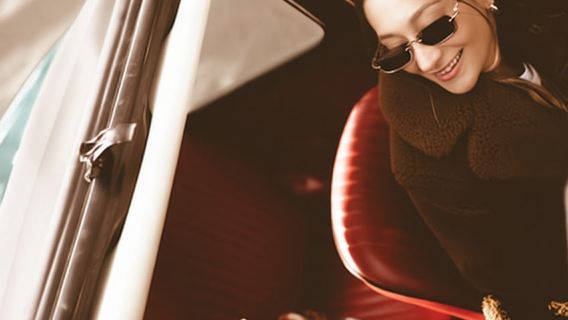 Roma: tour privato in Fiat 500 o Vespa Wheely con servizio fotografico