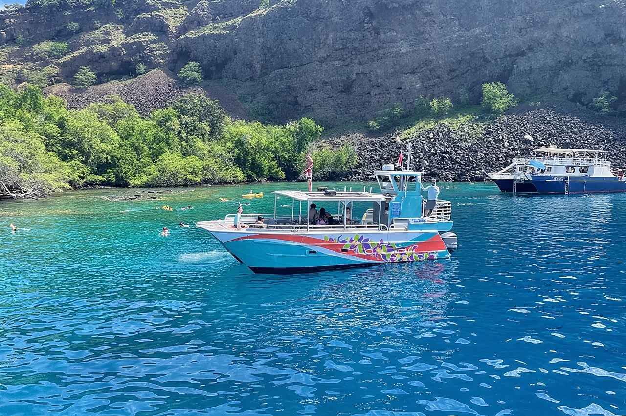 Captain Cook Reef Snorkeling of Kealakekua Bay