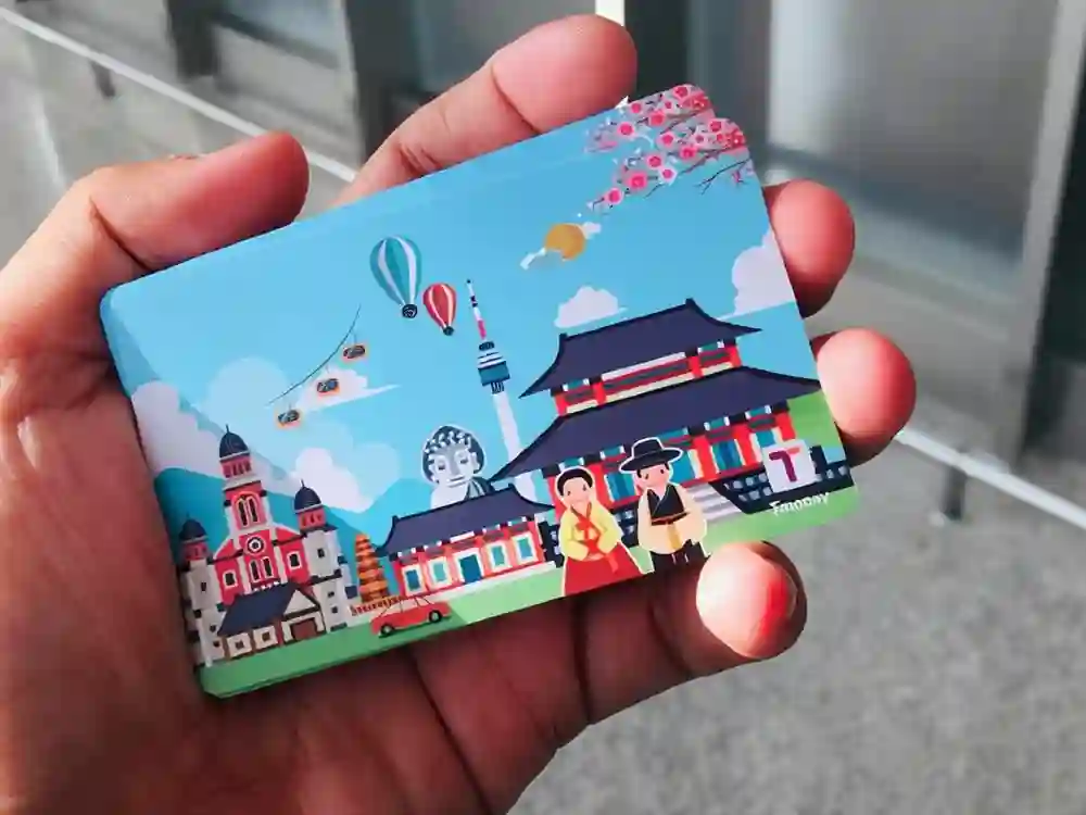 THẺ T MONEY THIẾT KẾ NHỎ GỌN MÀU XANH ĐẶC TRƯNG
