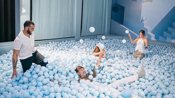 IKONO: ประสบการณ์ทางประสาทสัมผัสและการถ่ายภาพที่ไม่เหมือนใคร