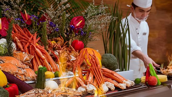 Zhuhai Chimelong Resort Hengqin Bay Hotel Food & Beverages Family Ticket 2 adults and 1 child Dolphin Buffet Breakfast/Lunch/Dinner)