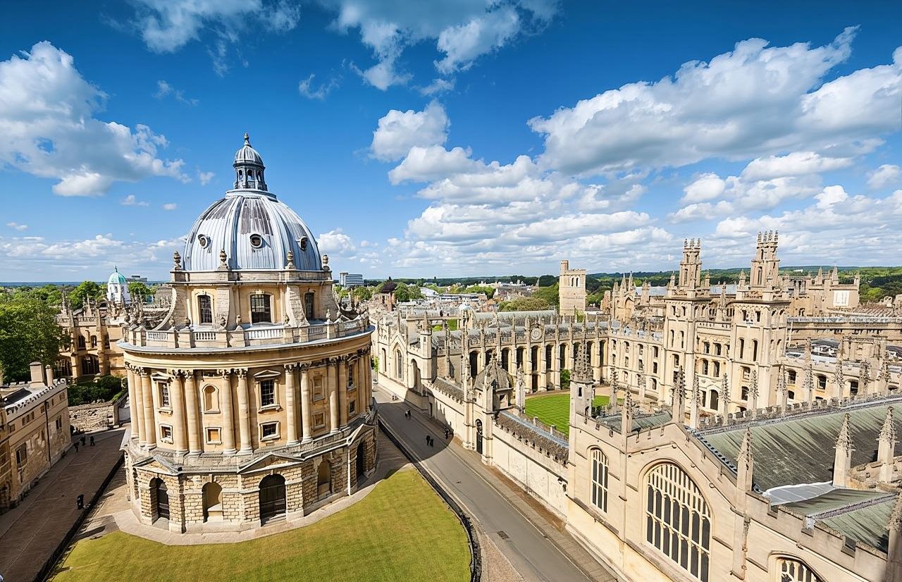 From London: Oxford and Cambridge University Town Tour with Guide