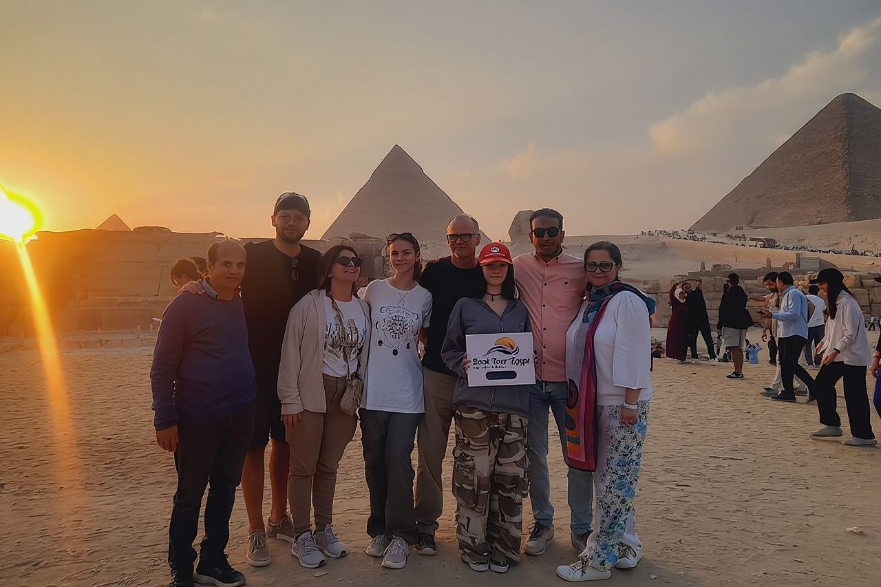 Шарм: экскурсия в Каир с перелетом, посещение пирамид GEM или Древнего музея