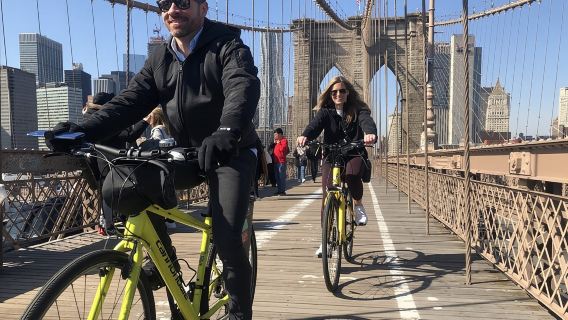 Brooklyn Bridge Waterfront Guided Bike Tour