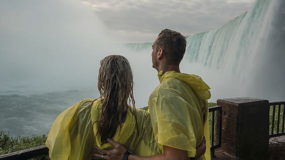 Niagara Falls day tour from Toronto