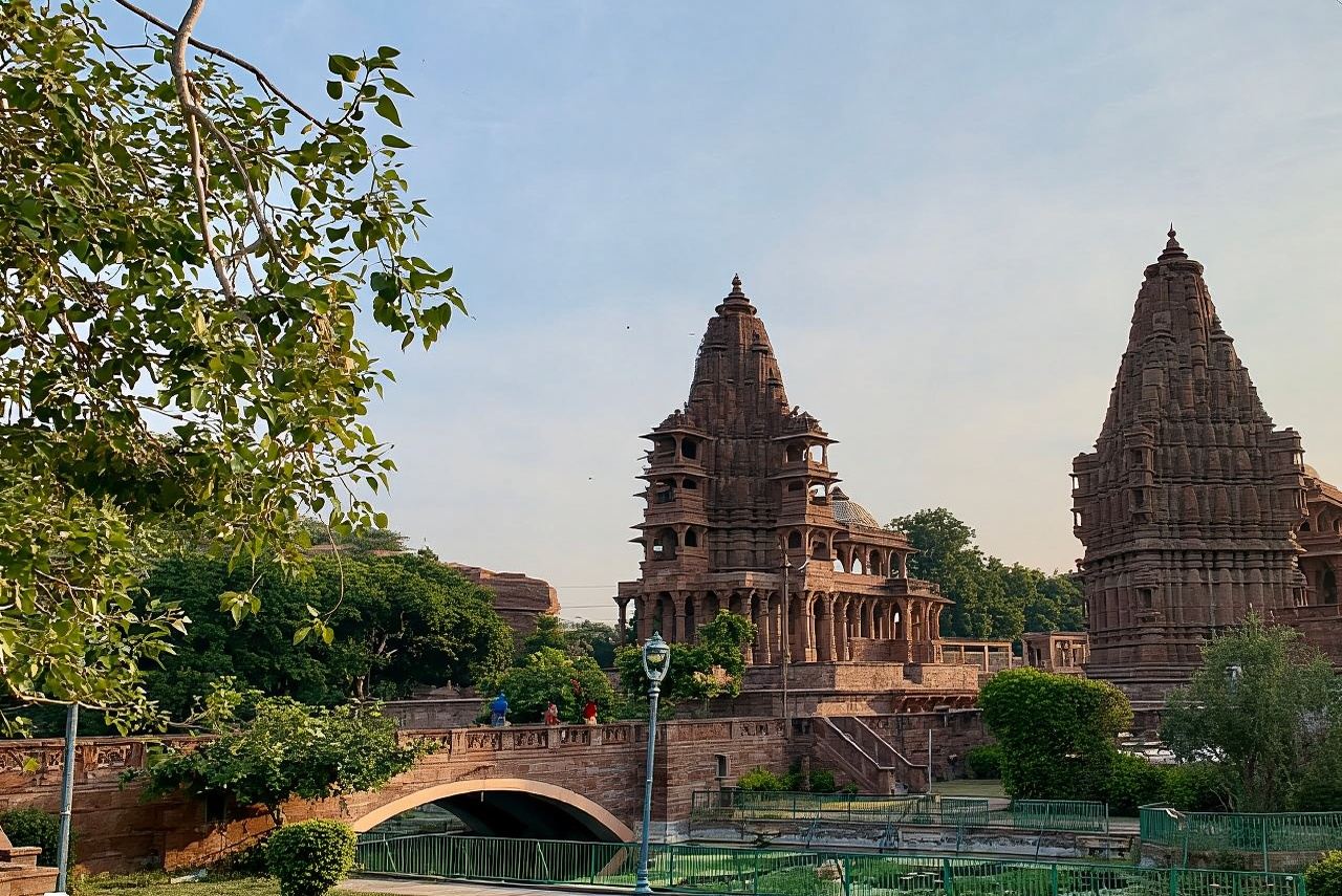 Private 8-Day Jaipur, Jodhpur and Jaisalmer Tour with Guide Service