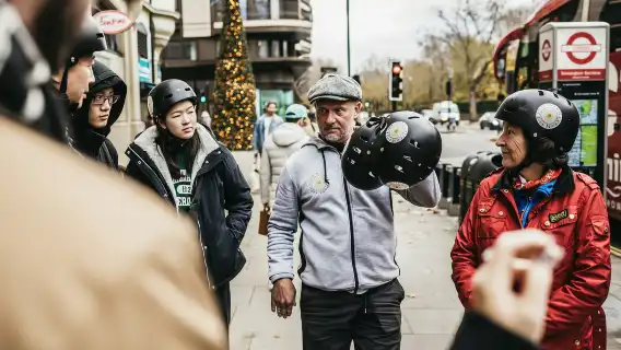 ทัวร์ปั่นจักรยานเช้าในสวนและพระราชวังลอนดอน