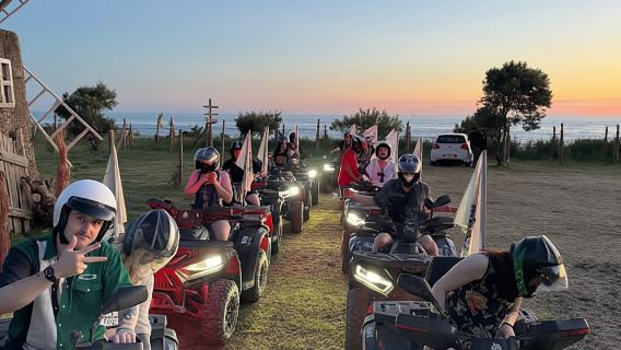 Durres: Goldene Stunde mit dem Quad