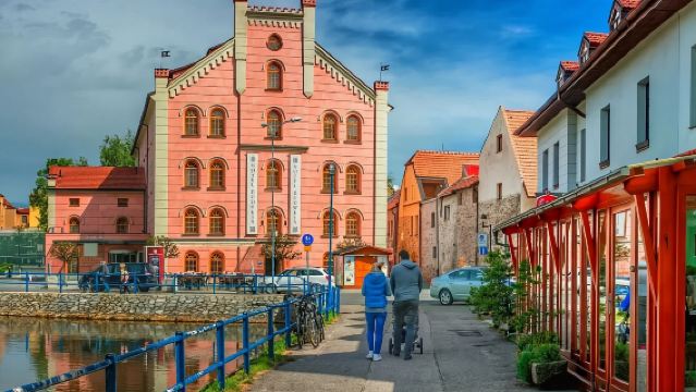 Prague - Budweiser Beer + Old Town Tour