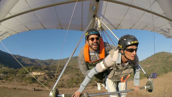 Hang gliding in Valle de Bravo