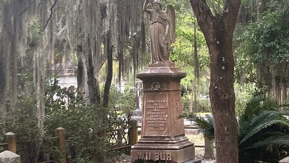 Visita guidata di 1 ora in golf cart al cimitero di Bonaventure a Savannah