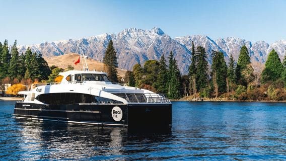 Spirit of Queenstown Cruise: Walter Peak Station Tour or BBQ Lunch/Dinner