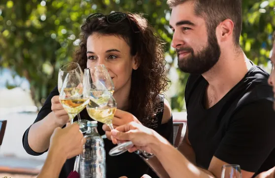 佩列沙茨半島美酒愛好者之旅