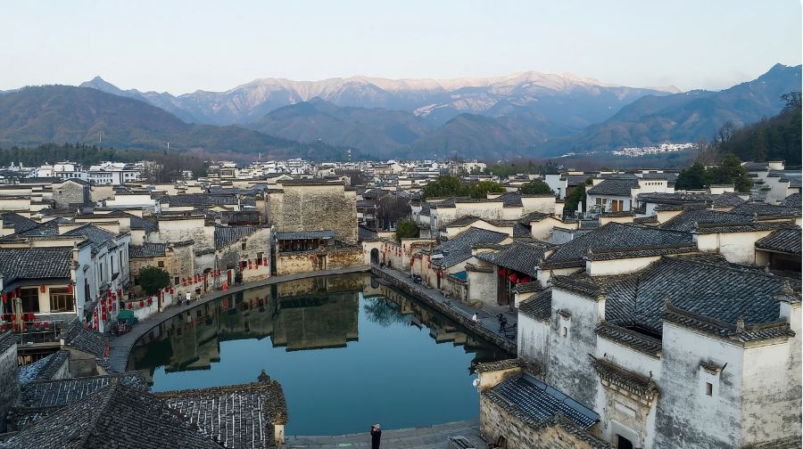 安徽：大美黃山+徽韻宏村+曬秋篁嶺@