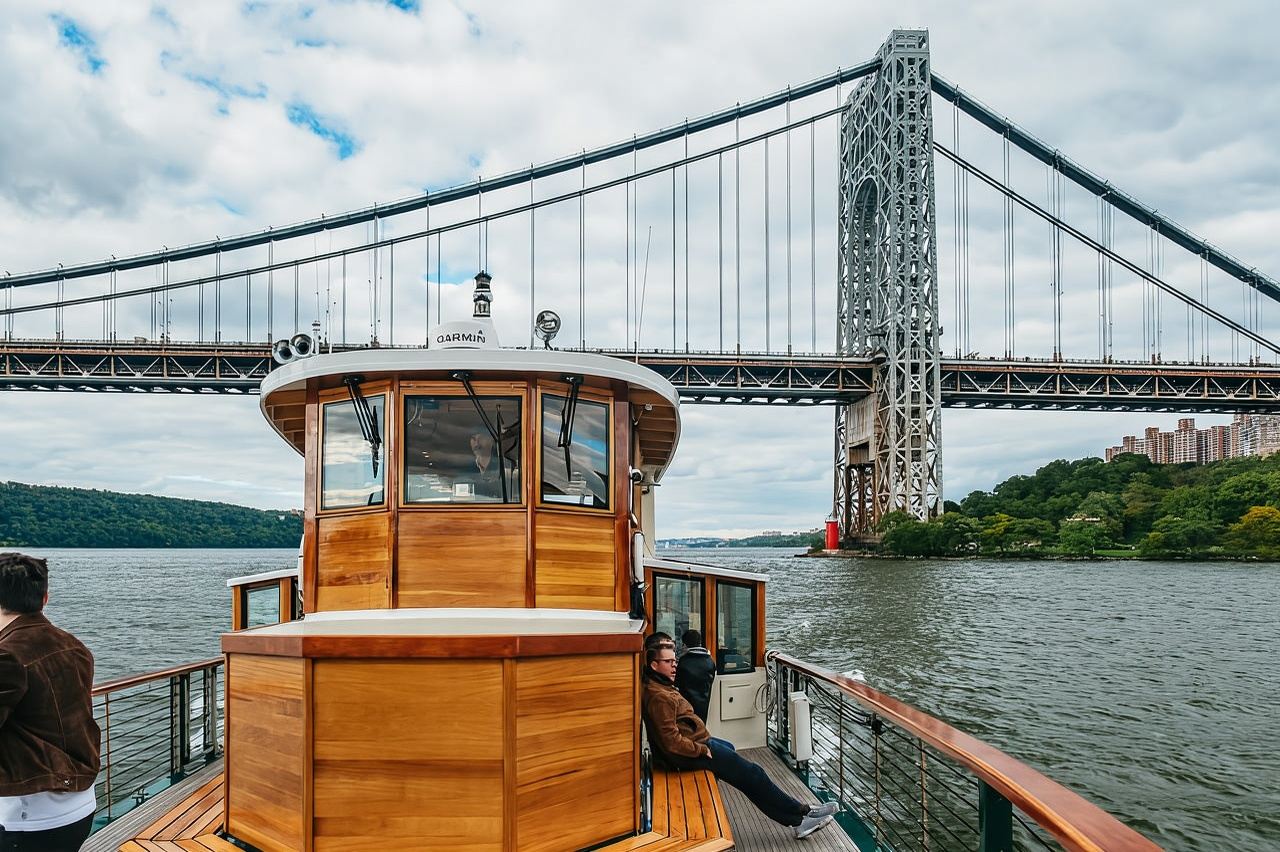 NYC: Around Manhattan Official NYC Architecture Cruise