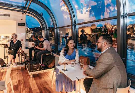 Prague: Sightseeing Dinner Cruise on Open-Top Glass Boat