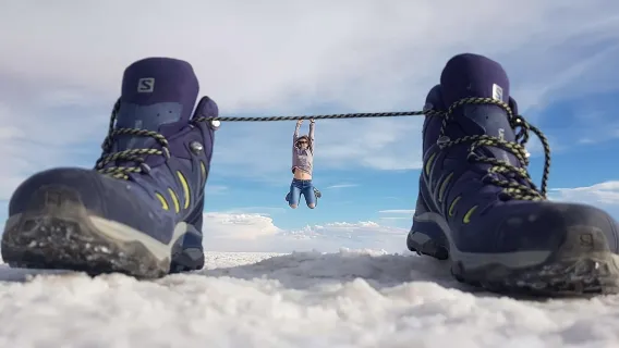 Uyuni: Salt Flats and Sunset Guided Tour with Lunch