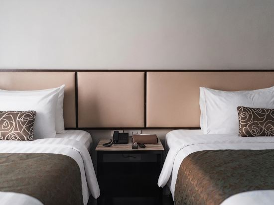 Canyon Hotels & Resorts Boracay Room Type - Deluxe Room Twin, 2 Twin/Single Bed (s)