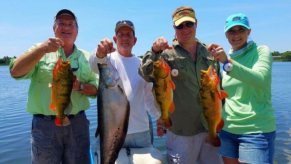 Excursiones de pesca de pavón cerca de Boca Ratón