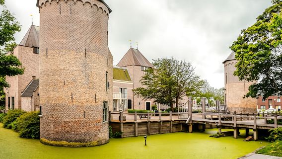 Self guided tour with interactive city game of Schagen