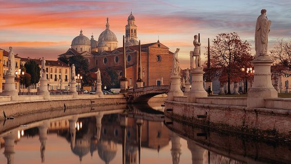 ทัวร์เดินชมเมืองปาดัวพร้อมเสียงบรรยายและไกด์ท้องถิ่น