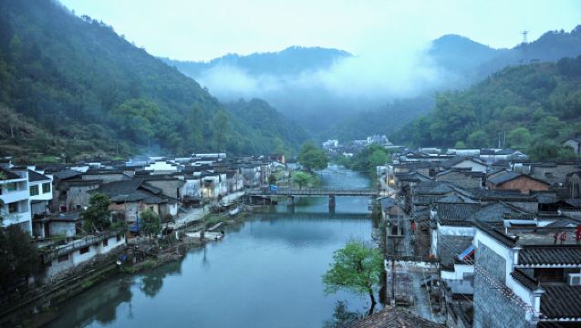 Unverzichtbare private Tagestour in Jingdezhen: Tauche ein in Porzellanträume & ländlichen Charme