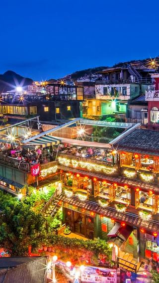 Jiufen Old Street + Shifen Old Street + Shifen Waterfall 1-day tour [Depart from Taipei | Guaranteed departure]