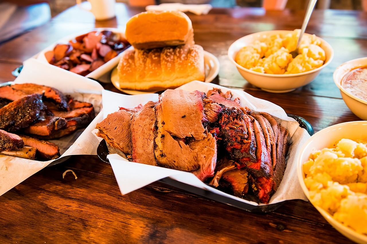 From Austin: Hill Country BBQ & Wine Shuttle
