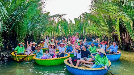 Hội An: Đi thuyền thúng trong rừng dừa