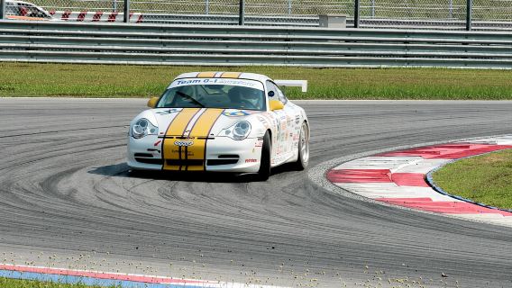 Queenstown: Private Race Car Simulation Experience