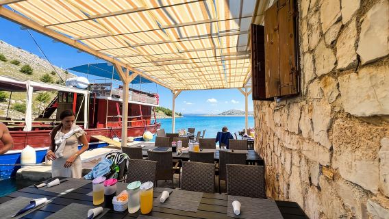 Zadar: Chuyến đi thuyền Kornati với điểm dừng ăn trưa và bơi lội