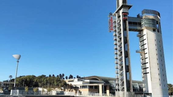 Sevilla: 1-stündige Flusskreuzfahrt auf dem Guadalquivir mit ortskundigem Guide