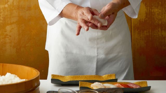 Sushi Making Experience Luxury Course in Nara