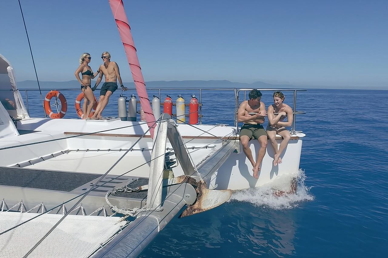 Full-Day Great Barrier Reef Sailing Trip from Cairns