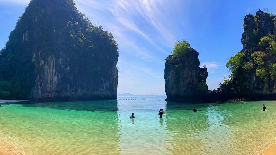 Krabi: One Day Hong Island lagoon Snorkelling Tour by Speedboat or Longtail Boat