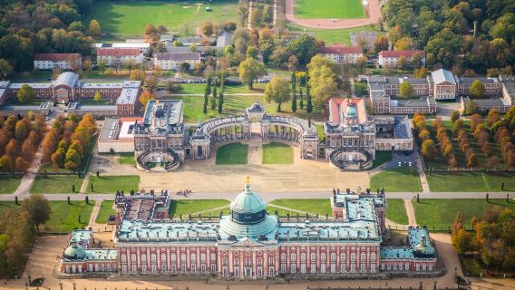 Potsdam & Sanssouci Palace: Guided Tour from Berlin