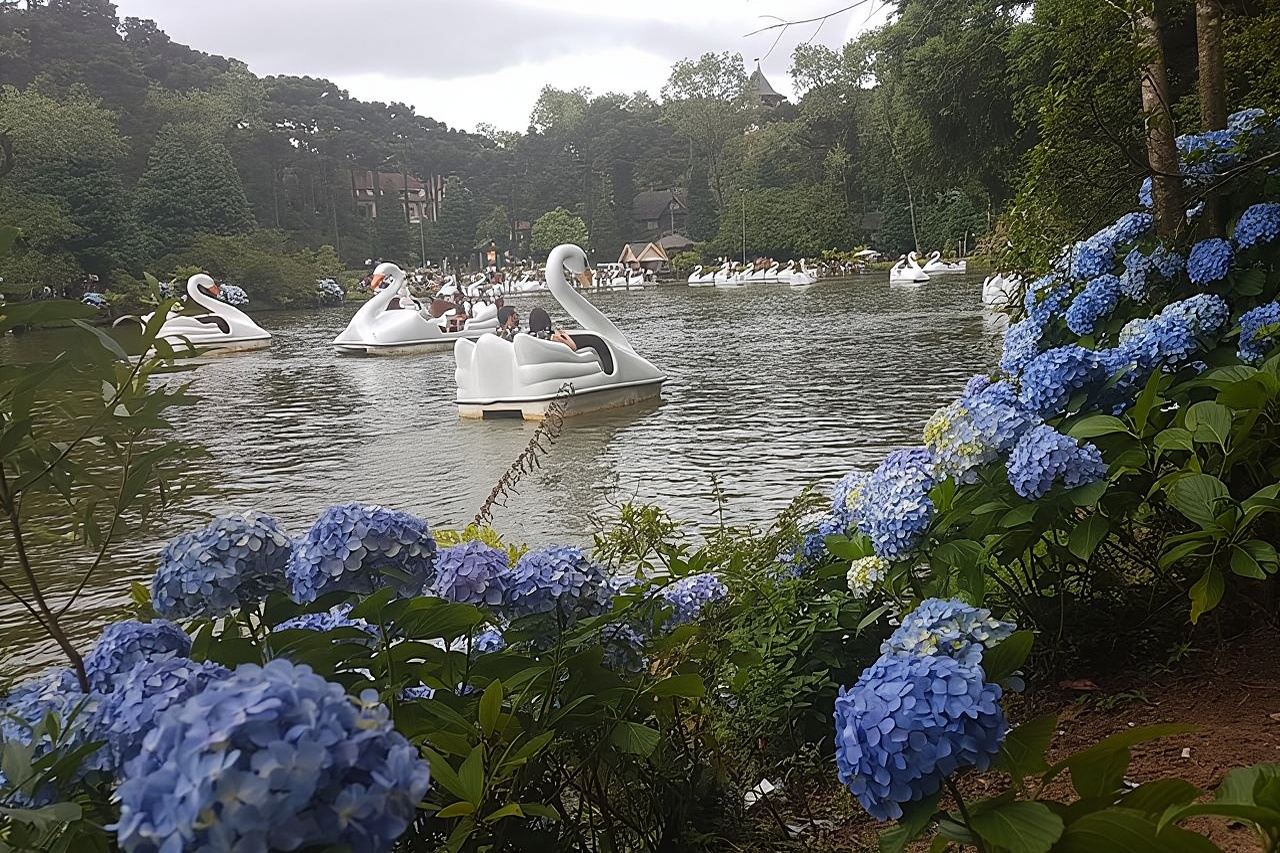 Private City Tour Gramado and Canela - Departing from POA - By Mercosul Transporte